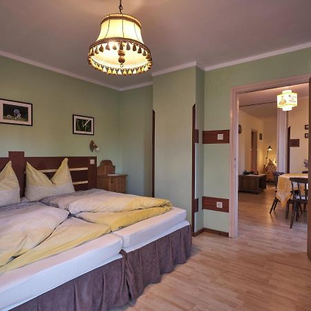 Hardy Apartman Кестхей Экстерьер фото