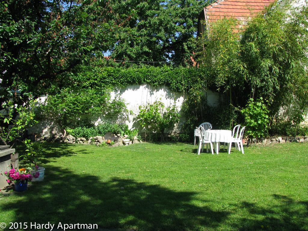 Hardy Apartman Кестхей Экстерьер фото
